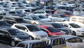 Sigurimi i makinave, sa ka ndryshuar çmimi me bonus-malus?/ AMF: Të ardhurat e kompanive nga MTPL rriten…