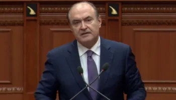 “Situata e infrastrukturës, një alarm kombëtar”/ Haxhinasto në Kuvend: Inertet e tyre janë pre e babëzisë dhe grabitjes