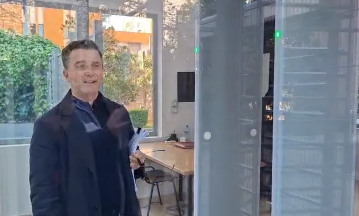 “S’ka shanse për në SPAK”! Shtyhet seanca për shpifje e Braçes në GJKKO, mungonte i padituri