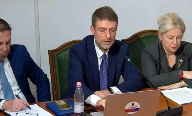 “S’kemi mbyllur asnjë përfaqësi diplomatike”! Ministri Hoxha: Rreth 3 mijë shqiptarë në zonë ‘lufte’, 17 janë evakuuar