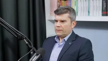 “Smund të presësh 15 vjet që të bëhesh si Albin Kurti”, analisti: Bashkimi i rëndësishëm, ndryshe kthehemi si…