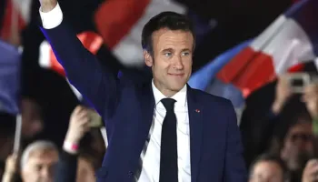 Socialistët mbajnë qytetet kryesore në Francë, sinjale për garën presidenciale