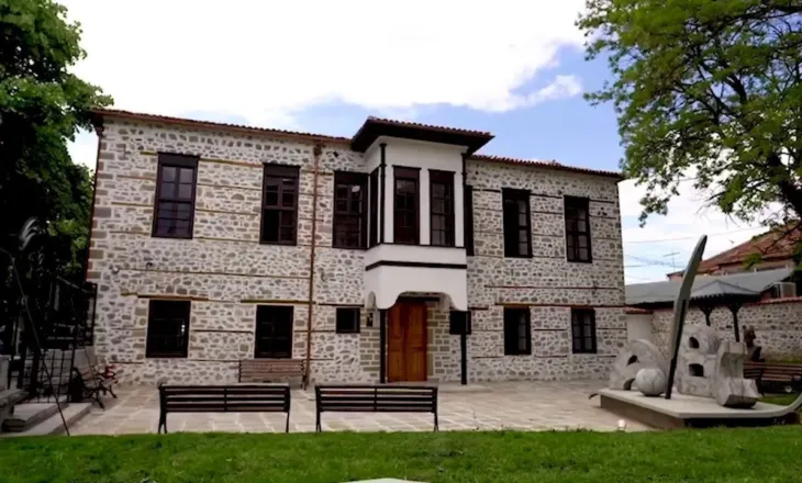 Sot 7 Marsi/ Mirënjohje dhe respekt për arsimtarët! Si lindi festa e mësuesit dhe historia e saj