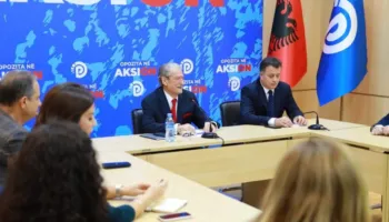 Sot Kryesia e PD! Berishës i mbaron mandati, “neni Basha” s’e lejon të kandidojë-(ZGJEDHJET dhe protestat)