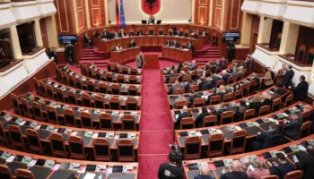 Sot Kuvendi! Deputetët diskutojnë për çështje të ngritura nga qytetarët, PD interpelancë me ministrin e Brendshëm