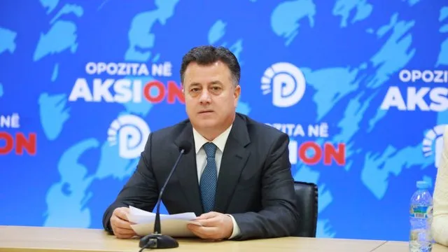 “Sot të sfidojmë regjimin”, Noka thirrje qytetarëve 2 orë para protestës: S’ka fuqi më të madhe se populli i bashkuar