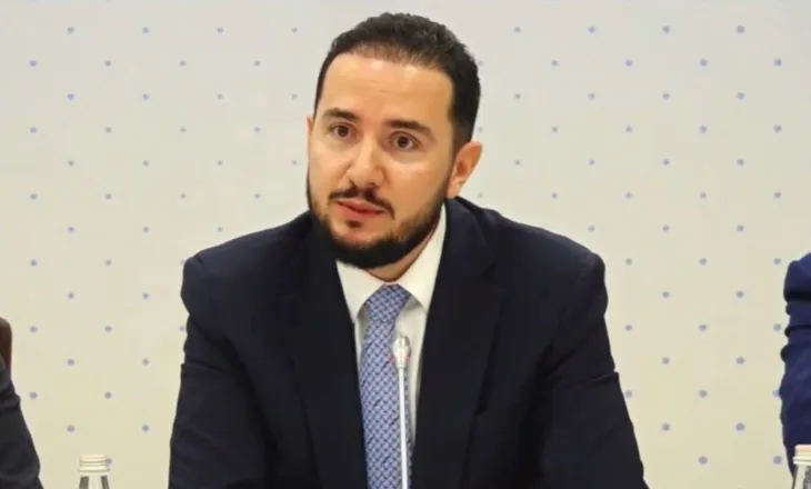 “SPAK po i reziston presioneve politike”/ Salianji takim me intelektualët