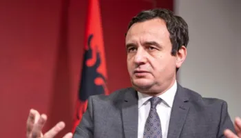 Stërvitjet e ushtrisë serbe pranë kufirit me Kosovën, reagon Kurti: Shfaqje alarmuese!