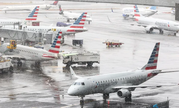 Stuhia e borës dhe bllokimi i Qeverisë paralizojnë aeroportet e SHBA-së. Pa paga që nga 14 shkurti!