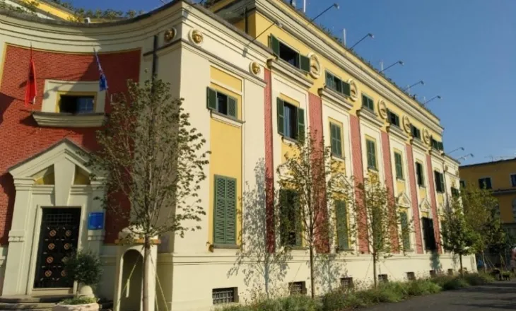 Subjektet pasive ankohen për gjoba, Bashkia e Tiranës: Dorëzoni vërtetimin e statusit, përndryshe…