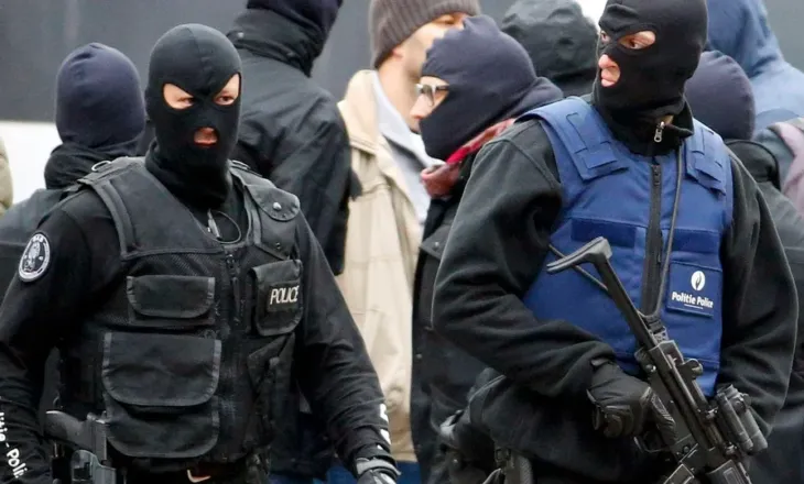 Sulm global ndaj mafia-s, 42 të arrestuar në Francë, rrëzohen bosët e kartelit në Meksikë, Europol godet krimin në…