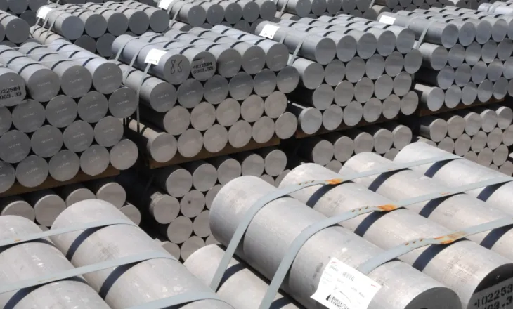 Sulm iranian ndaj fabrikës së aluminit në Bahrein, thellohet kriza rajonale