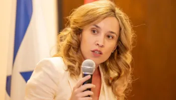 Sulmet e Iranit/ Ambasadorja shqiptare në Tel Aviv: 12 shqiptarë kanë kërkuar asistencë