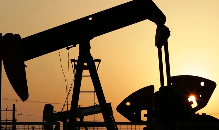 Sulmet e Iranit shkaktojnë rritje të çmimeve të naftës dhe shqetësime për inflacionin