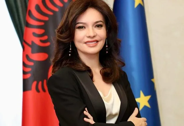 Sulmet e Iranit, Spiropali: Regjimi i ajatollahëve kërcënim për sigurinë ndërkombëtare, liria sot ka fytyrën e vajzave dhe grave të Iranit