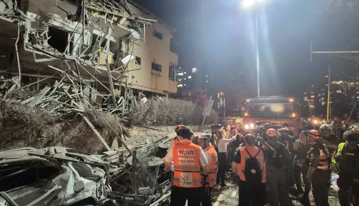 Sulmet iraniane në Izrael/ Raketat balistike bien pranë objektit bërthamor, mbi 16 të plagosur