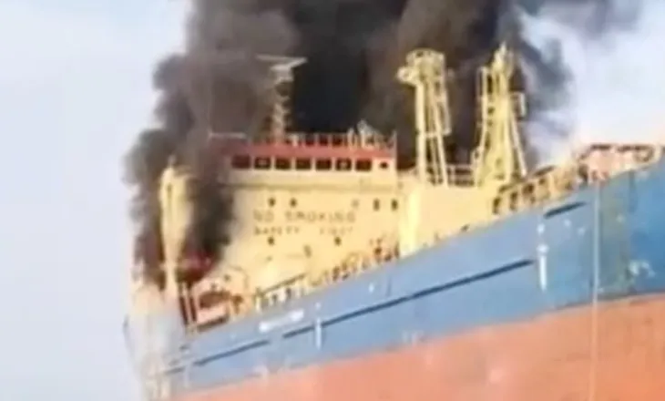 Sulmet ndaj anijeve rrezikojnë furnizimin global me naftë, pritet rritje çmimi për konsumatorët