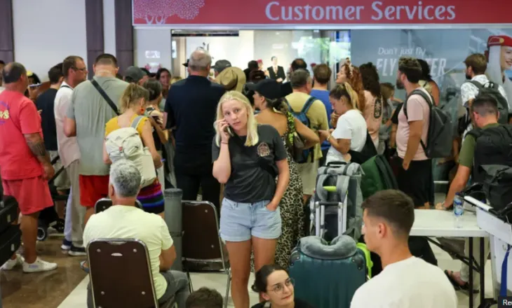 Sulmet në Lindjen e Mesme sjellin kaos, kompanitë ajrore vijojnë me anulime dhe devijime fluturimesh