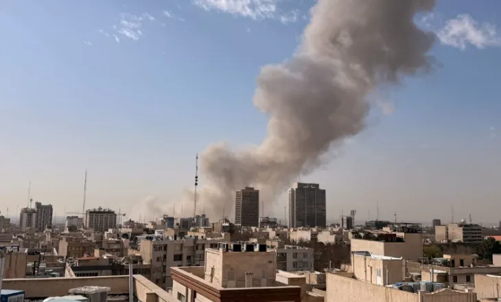 Sulmet nga SHBA dhe Izraeli, OKB: 100 mijë njerëz u larguan nga Teherani në dy ditët e para