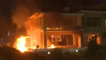 Sulmi me molotovë në ‘Vilën 31’, ambasada franceze: Vënia në rrezik e rezidentëve dhe dëmet, janë të patolerueshme