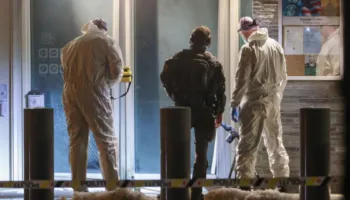 Sulmi ndaj ambasadës amerikane në Norvegji, policia arreston tre persona të dyshuar