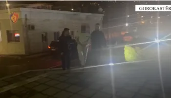 Supermashtruesi nga Saranda arrestohet në Gjirokastër, merrte para duke u hequr si punonjës i IKMT, AKU dhe Tatimeve (VIDEO)