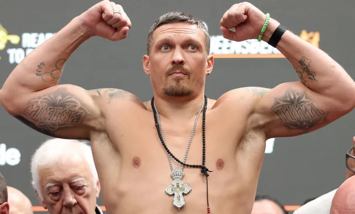 Surpriza!!! Usyk do të mbrojë titullin ndaj kampionit të kickboksit, sfida më 23 maj në Egjipt