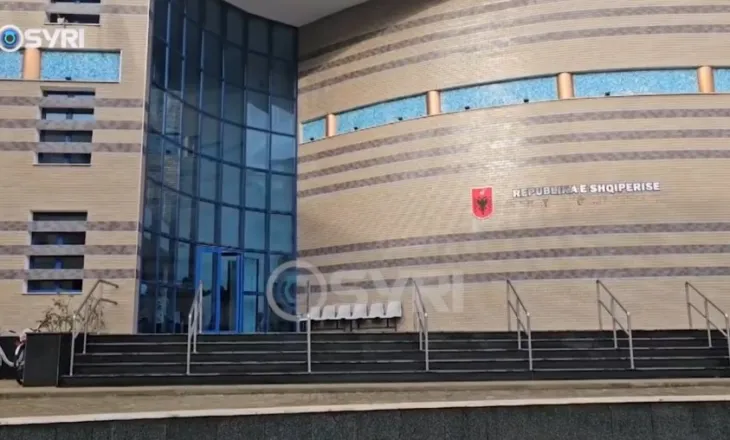 SYRI TV/ Shkodër, dënohet Izmir Sakicaj me 2.8 vite burg, dy miqtë me nga 1.4 vite