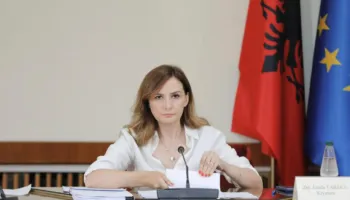 Tabaku: Mbështetje sociale për prindërit e fëmijëve me autizëm dhe sindromën Down