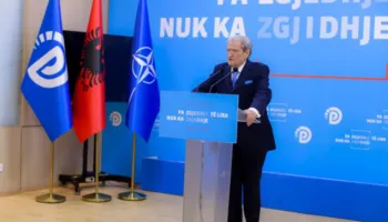 Tabaku u shpreh kundër përjashtimit të Salianjit, reagon Berisha: Ai u vetëpërjashtua