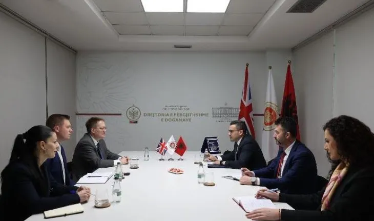 Takim bilateral Shqipëri -Mal i Zi, në fokus forcimi i bashkëpunimit doganor dhe avancimi drejt integrimit europian