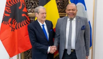 Takimet zyrtare në Bruksel, Berisha: Qeveri teknike për zgjedhje të lira, paratë e krimit po deformojnë ekonominë