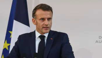 Takimi trepalësh mes Mitsotakis, presidentit qipriot dhe Macron: Po përgatisim një mision detar me qëllim rihapjen e Ngushticës së Hormuzit