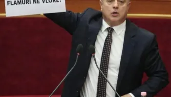 Taulant Balla ironizon Mul Nokën: Kjo është e vetmja përgjigje që meriton