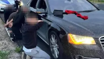 Taulant Balla: Katër shqiptarët e ndaluar në Serbi do të hetohen në gjendje të lirë