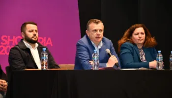 Taulant Balla në Rrogozhinë: Rruga e integrimit europian nuk ka qenë kurrë më e qartë