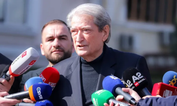 “Të gjithë para Kryeministrisë”, mesazhi i Berishës pak orë para protestës