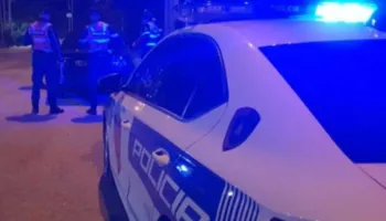 Të shtëna me armë në Sauk, plagoset një person