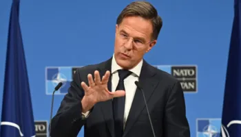 Tërhiqen trupat nga Iraku, NATO zhvendos misionin në Itali