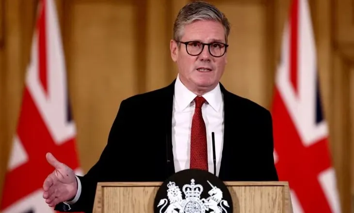 ‘Tërhiqet’ Britania, lejon SHBA të përdorin bazat e saj për sulme ndaj Iranit në Hormuz