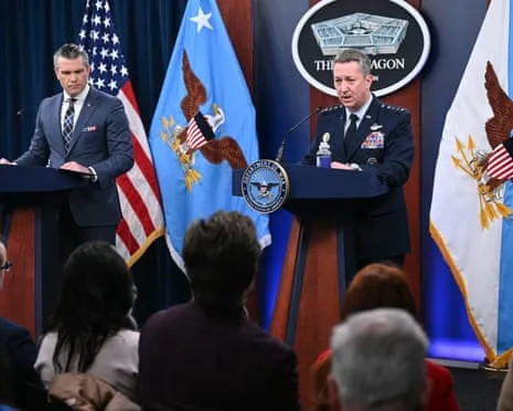 The Guardian: Trupat amerikane gati për operacione tokësore në Iran