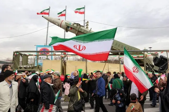 The Wall Street Journal: Irani lëshon dy raketa balistike drejt bazës amerikano-britanike