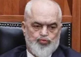 Thirrja e Petrit Vasilit: Nderkombetare flisni hapur e prere