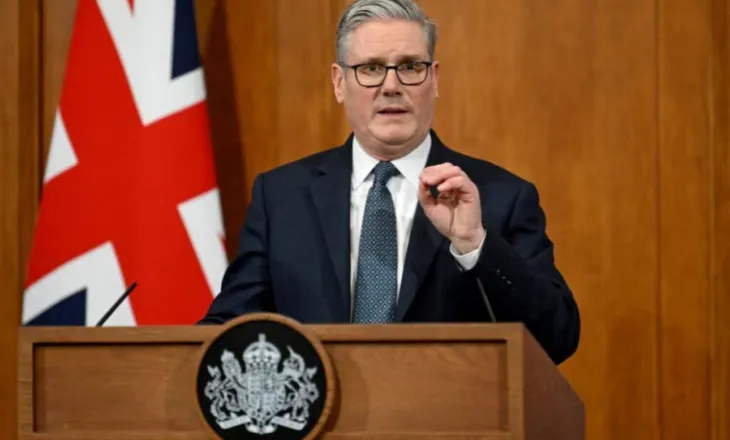 Tjetër skandal për qeverinë Starmer, arrestohen tre laburistë për spiunazh ndaj Kinës