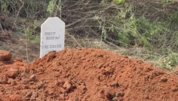 Tragjedia e Roskovecit! Vrau bashkëshorten e më pas veten, fëmijët refuzojnë varrimin e babait të tyre