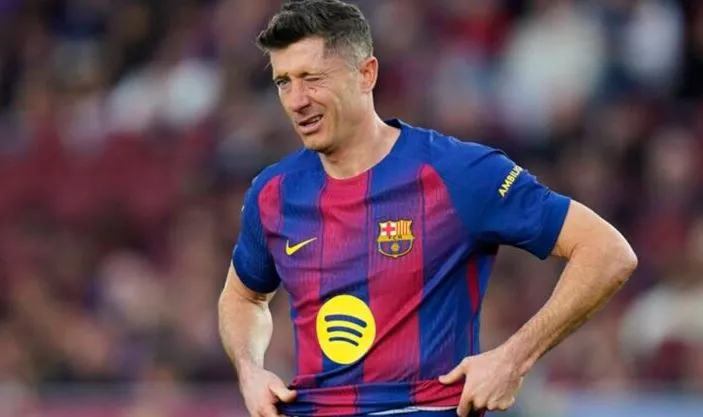 Tronditet Barça/ Lewandowski pëson frakturë në fytyrë, humbet sfidën me Atletico Madrid