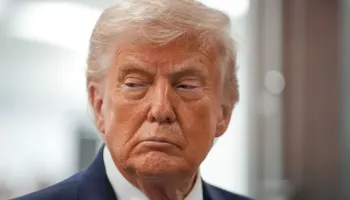 Trump i jep Iranit 48 orë kohë: Nëse Hormuzi nuk rihapet, do të godasim centralet elektrike