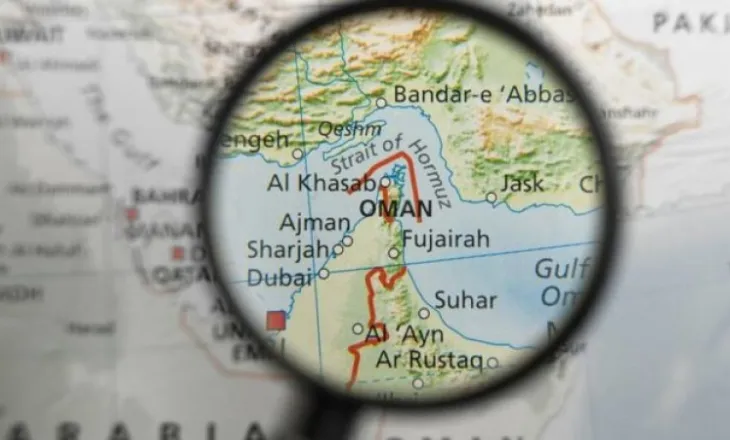 Trump: Marina amerikane do të shoqërojë anijet përmes Ngushticës së Hormuzit