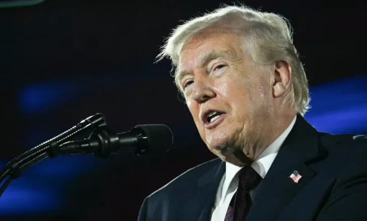 Trump paralajmëron Iranin që të bëhet serioz për bisedimet për përfundimin e luftës