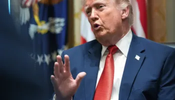 Trump zgjat me 10 ditë pezullimin e sulmeve ndaj centraleve iraniane: Ma kërkoi qeveria e Iranit!